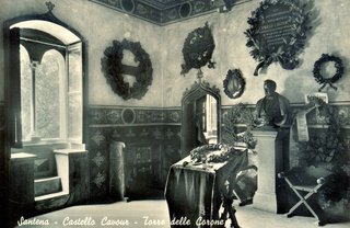 Interno della Torre Sala delle Corone.jpg