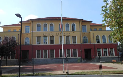Scuola elementare Cavour.jpg